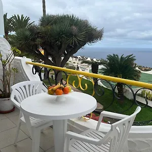 studio-sea-front-view-pool.adeje-hotels.com/
